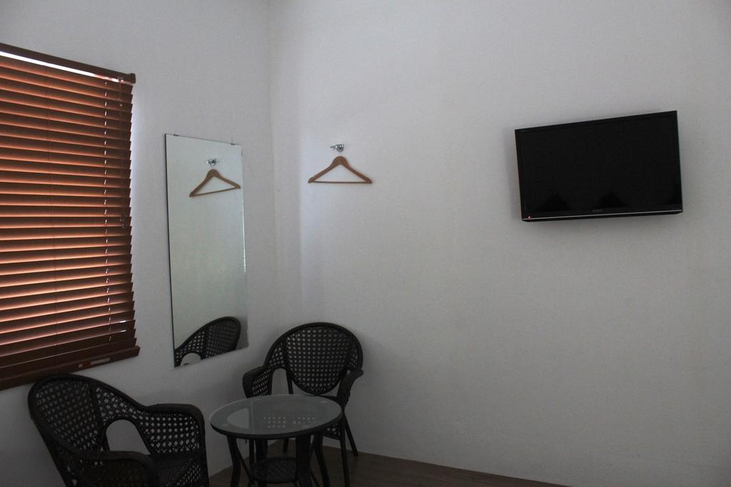 Discover Boracay Hotel Kalibo Kültér fotó